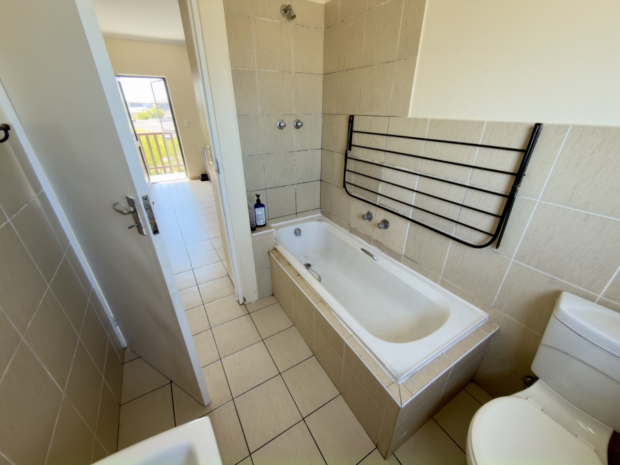 2 Bedroom Property for Sale in Parklands East Western Cape